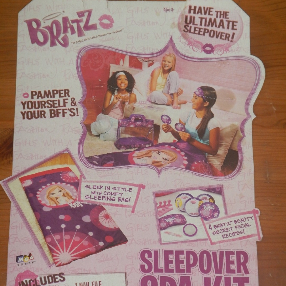 NWOT Bratz Sleepover Spa Kit
